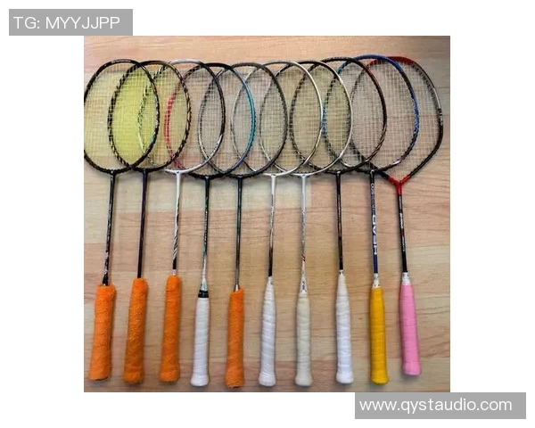 羽毛球装备选购指南：精选球拍推荐与购买技巧分享